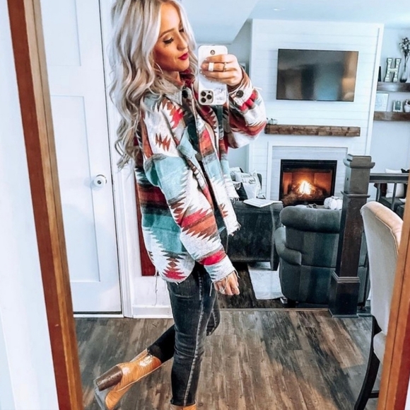 New Aztec Distressed Flannel Jacket Coat Shacket Button Up Top Blue Red - Picture 4 of 13